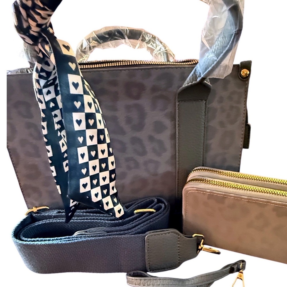 VB Vegan‎ Leopard Print Tote Handbag With Bear Charm And Scarf